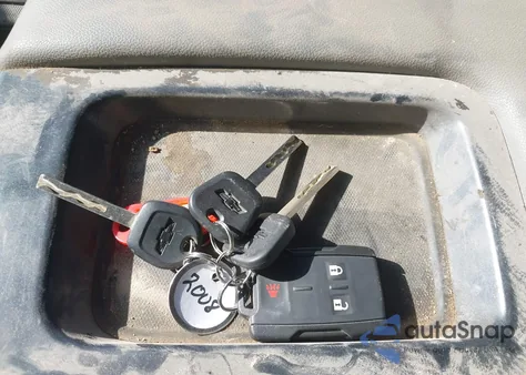 2018 Chevrolet Silverado 2500Hd Wt z USA, uszkodzony, nr VIN 1GC1KUEY9JF252008